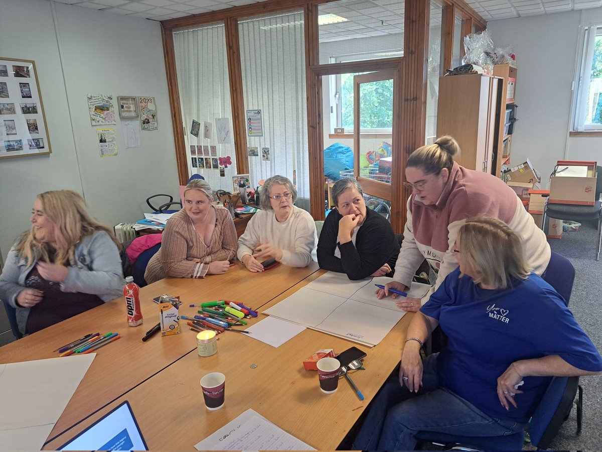 FocusDerry's tweet image. Great 1st week of our womens health programme. Exploring health through the life cycle, impact of the conflict on womens health, intergenerational &amp;amp; current campaigns. Next week we'll be exploring reproductive health. If you are interested in joining just drop us a message