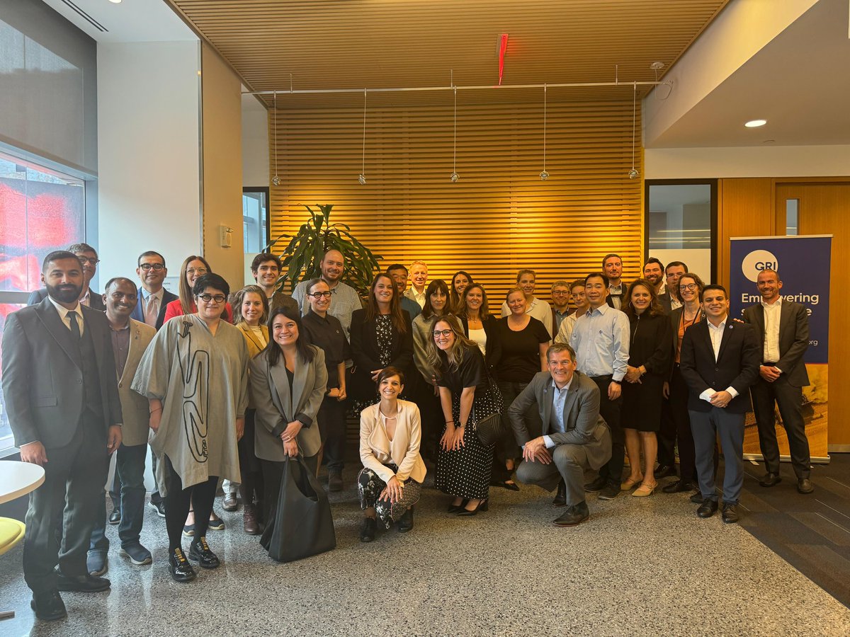 Azahara Merino  tweet media