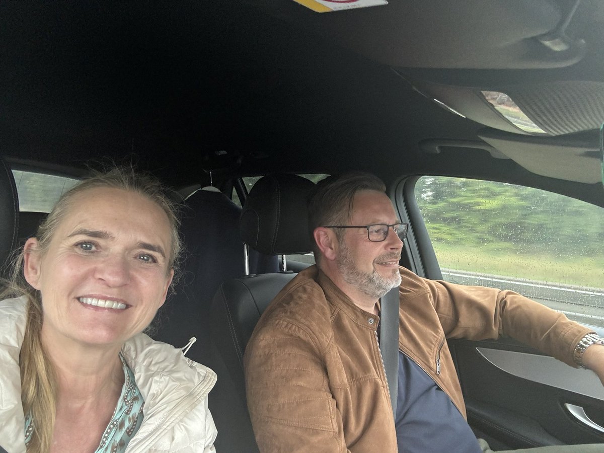 På vej til morgendagens årsdag i <a href="/Autobranchen/">Autobranchen</a>, som bliver afholdt i Brande. Ser frem til at møde rekordmange medlemmer. Vi bliver over 300 og landets nye skatteminister <a href="/RStoklund/">Rasmus Stoklund</a> holder oplæg. Glæder mig! #dkpol #dktrp