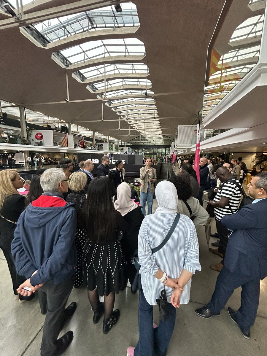 LabBdf's tweet image. Pour cette deuxième journée de séminaire sur l’innovation en partenariat avec l’IBFI, nous avons passé la matinée à la #StationF pour un tour privée et une présentation de la #FrenchTech  🐓.
#EnLive #LeLabBDF #IBFI #Innovation #CentralBanks