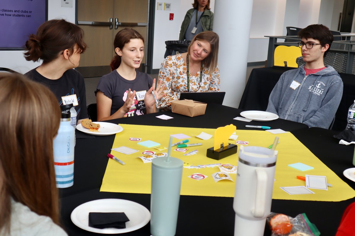 UA_Schools's tweet image. Our students are thinking big and bold at #TheBigTable event today at UAHS, in collaboration with @UAEducationFdn. Students shared their experiences and hopes for the future of our schools — providing valuable feedback for our next strategic plan.

#ServeLeadSucceed