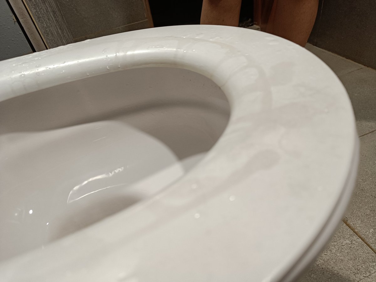 bloodysarcaster's tweet photo. @Cera_India I bought Cera products a year ago, and now everything is breaking! The shower burst, jet spray pipe broke, seat has spots, and hand shower switch is faulty. How can this happen in just a year? Photos and videos attached. Please address this issue as soon as possible ! https://t.co/5WvnbfKvXR