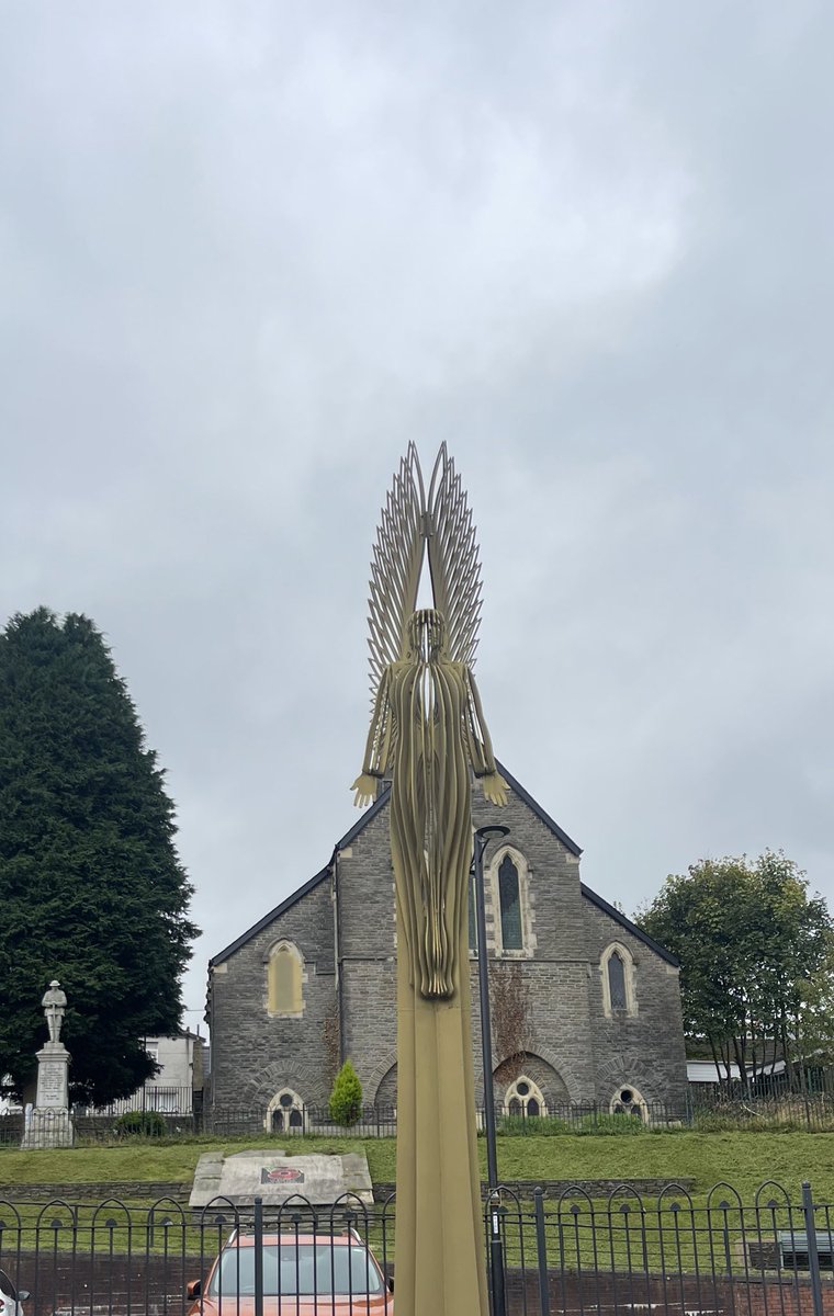 MissRedmanUSW's tweet photo. Today we walked around our local area and collected data. We then located our community on a map🌟 https://t.co/BIM8En5SSZ