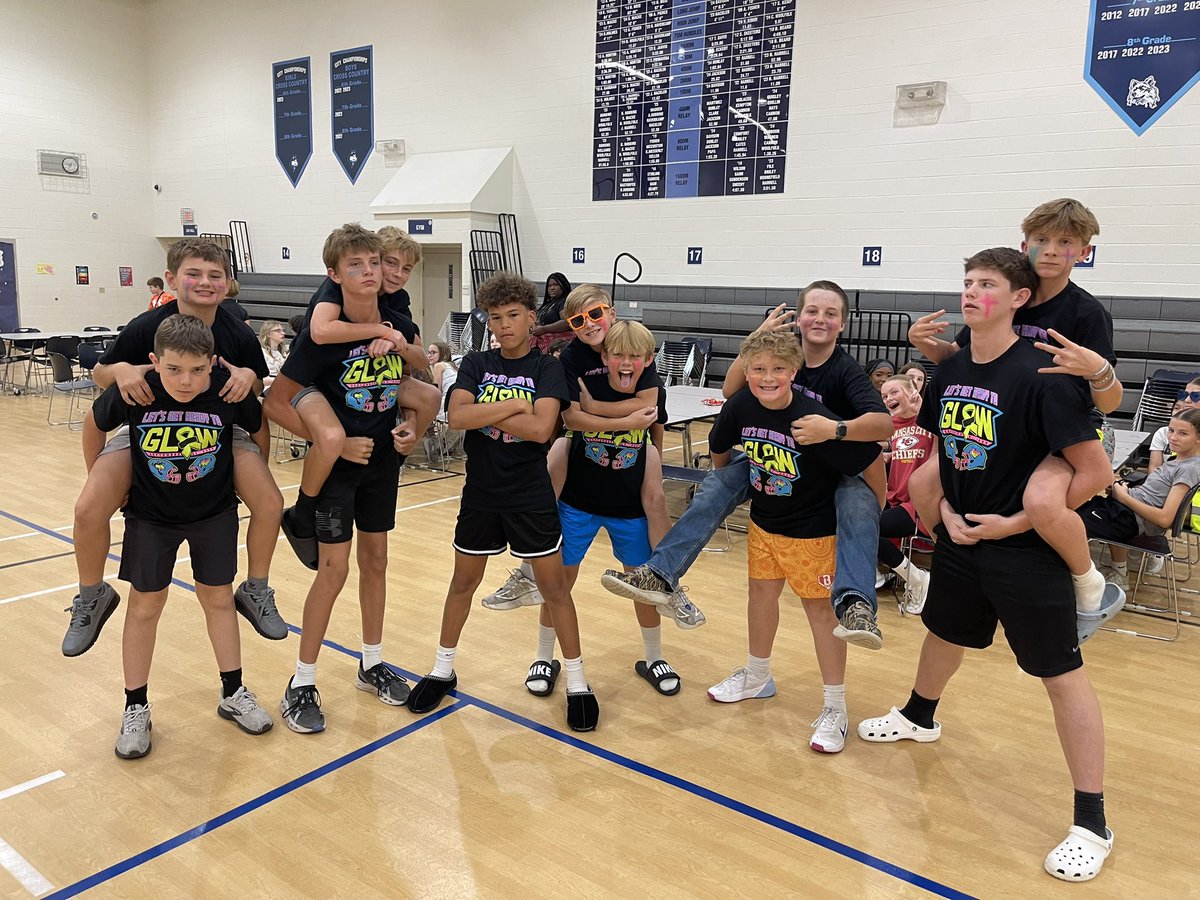 jenniferstoskopfPRT (@jenstoskopfprt) on Twitter photo Night Game Energy all around!! PRT students showing off their Neon HuskyPride! ππΎπ @MrsJonesPRT <a href="/BMellenPRT/">BMellenPRT</a> <a href="/JrDunn21/">Kurt Dunn Jr</a> <a href="/Jetton_PRT/">Josh Jetton</a> #PRT20YrsGreat Night Game Energy all around!! PRT students showing off their Neon HuskyPride! ππΎπ @MrsJonesPRT <a href="/BMellenPRT/">BMellenPRT</a> <a href="/JrDunn21/">Kurt Dunn Jr</a> <a href="/Jetton_PRT/">Josh Jetton</a> #PRT20YrsGreat