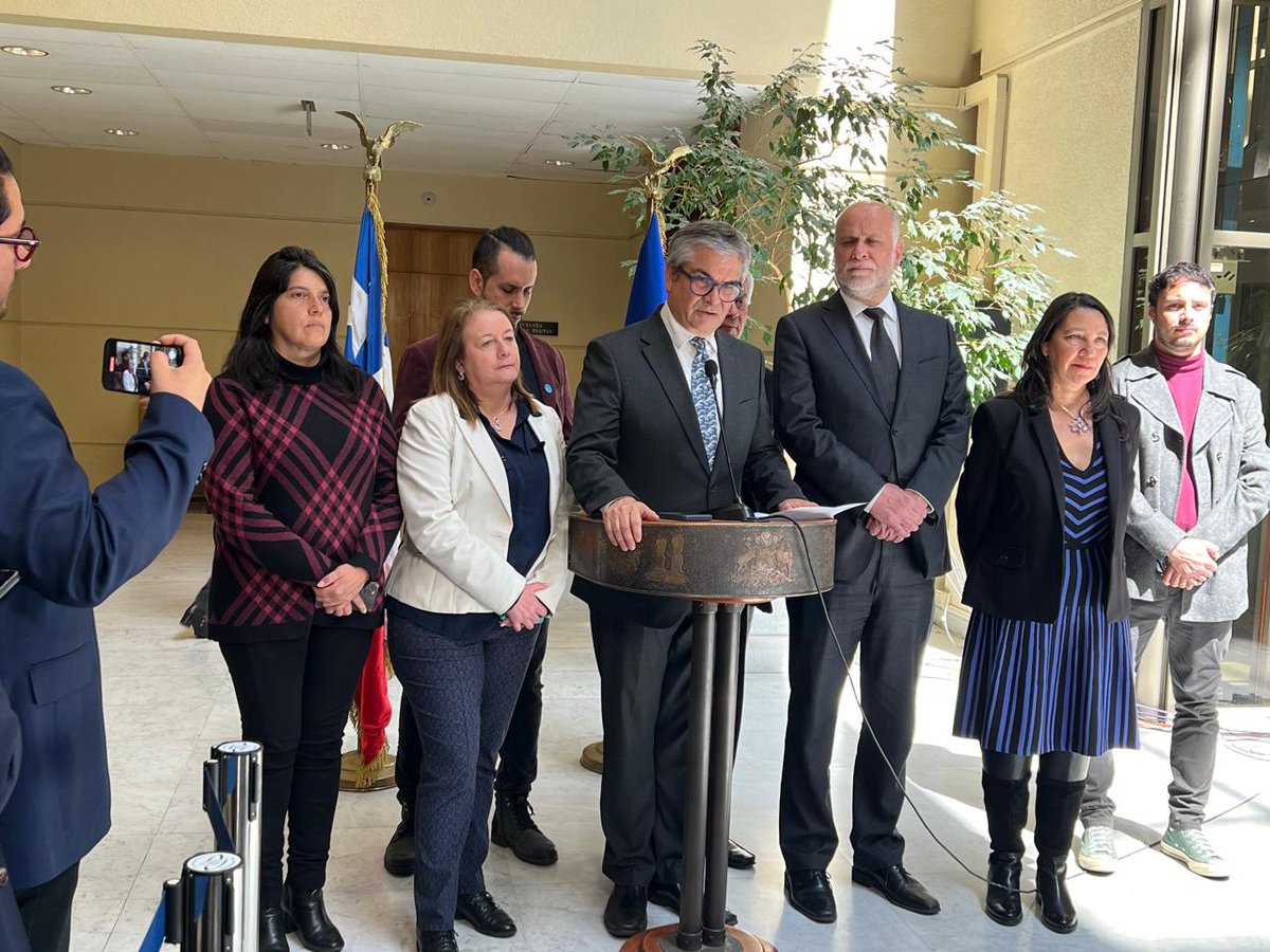 Tras 7 meses de tramitación, la Sala de la <a href="/Camara_cl/">Diputadas y Diputados de Chile</a> aprobó hoy y despachó a ley el proyecto de Cumplimiento de Obligaciones Tributarias, que apunta a hacer más equitativo el sistema impositivo del país, por la vía de combatir la evasión, la elusión y otros delitos tributarios.