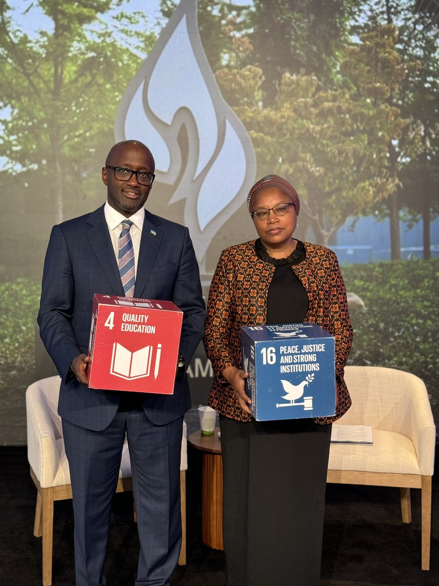 RwandaUN's tweet image. ➡️Closing moments at today’s #SDGMediaZone live session on “addressing the dangers of hate speech.”

Min. @onduhungirehe and Special Advisor on the Prevention of Genocide @WairimuANderitu highlight the session’s thematic SDGs including;

“Peace, Justice, and Strong Institutions”…