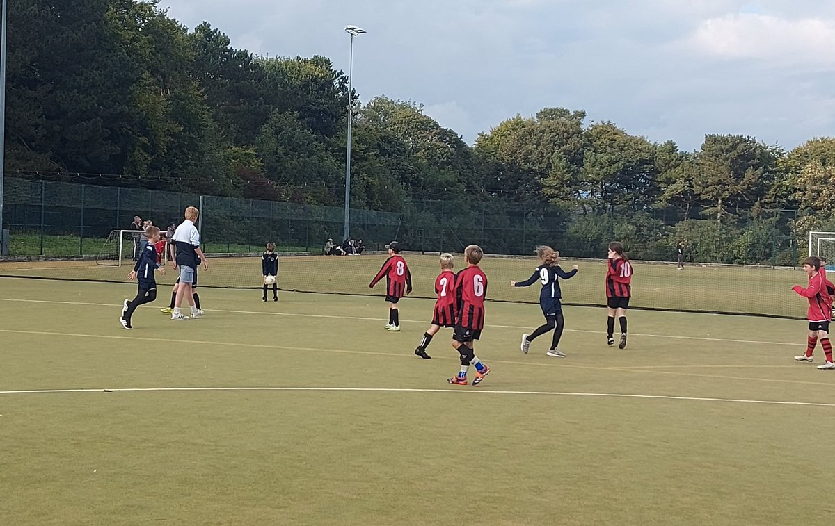 Well done to all the teams who played in the Bridlington Cluster Primary Football Tournament😊👍