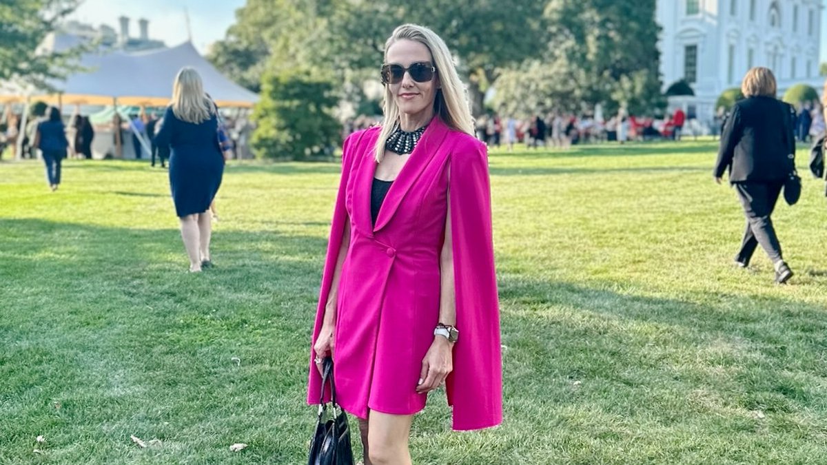 What an experience it was to visit the White House for a celebration marking 3 decades of the Violence Against Women Act and fighting gender-based violence and other internet-based sexual abuse! Read more about it on <a href="/EyeOnSFL/">Eye On South Florida</a> ...
eyeonchannel.com/eye-on-south-f… <a href="/CCRInitiative/">Cyber Civil Rights Initiative</a>