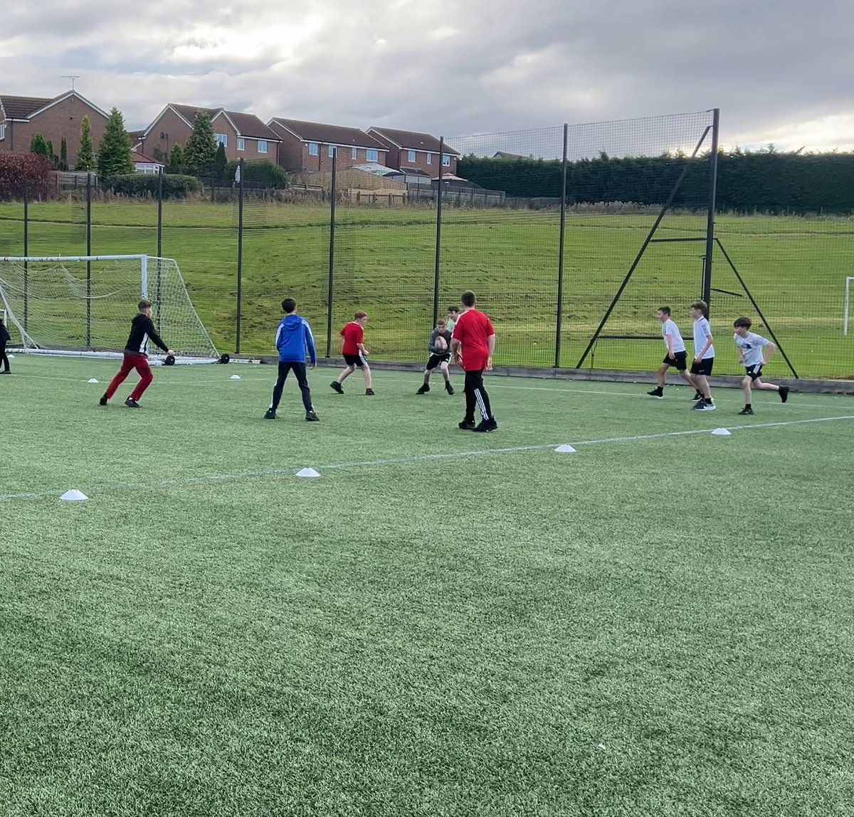 My lovely S1 class completing the last lesson of their rugby block⚡️Great to see the pupils flourish in confidence while being focused and concentrated on learning key rugby skills throughout the whole block, great work!❤️<a href="/BraesHigh/">Braes High School</a> <a href="/BraesPE/">BraesPE</a> #article31