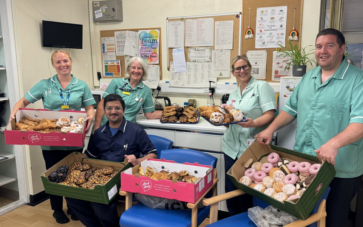 Larissa Heard (@heardlarissa) on Twitter photo A huge thank you to Devon and Cornwall Food Action, who donated all of these goodies to our ward today 🍩 We were able to hand out donations to all of our neighbours on Level 4 ❤️ <a href="/SarahPickbourne/">Sarah Pickbourne</a> <a href="/ACT_UHP/">@AcuteCareTeamUHP</a> <a href="/southwest7111/">Southwest Neurosurgery UHP</a> <a href="/cathallen0709/">Catherine Allen</a> <a href="/Nickymetty/">Nicky Metcalfe</a> <a href="/UHP_NHS/">University Hospitals Plymouth NHS Trust</a> <a href="/UHPWellbeing/">UHP Staff Wellbeing</a> A huge thank you to Devon and Cornwall Food Action, who donated all of these goodies to our ward today 🍩 We were able to hand out donations to all of our neighbours on Level 4 ❤️ <a href="/SarahPickbourne/">Sarah Pickbourne</a> <a href="/ACT_UHP/">@AcuteCareTeamUHP</a> <a href="/southwest7111/">Southwest Neurosurgery UHP</a> <a href="/cathallen0709/">Catherine Allen</a> <a href="/Nickymetty/">Nicky Metcalfe</a> <a href="/UHP_NHS/">University Hospitals Plymouth NHS Trust</a> <a href="/UHPWellbeing/">UHP Staff Wellbeing</a>