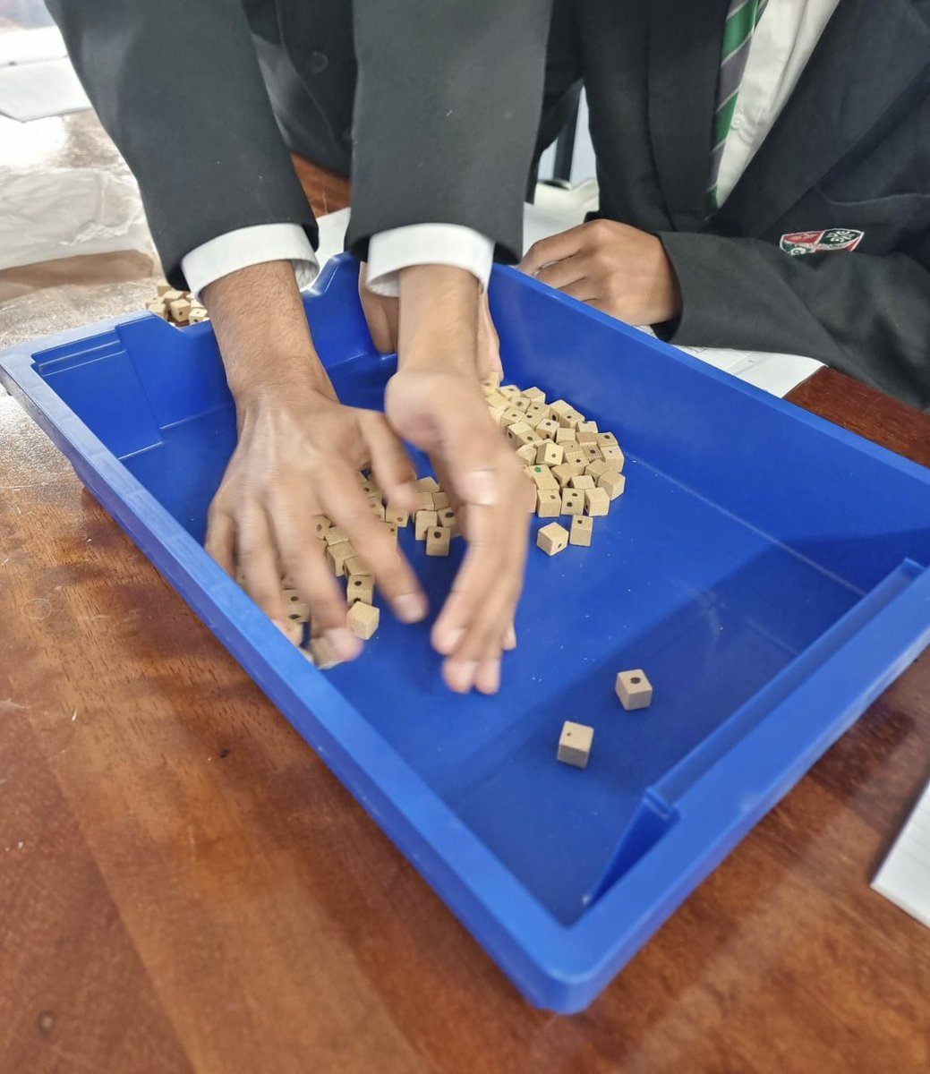 CHSBScienceDept's tweet photo. A little bit of hands on Science can help secure those abstract concepts - Half life of radioisotopes. 

P.s @art_c19 @Mrs_Kovacs_Art the grey tray belongs to us now 😈 https://t.co/gH6itsPAfS