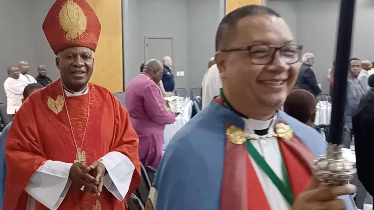 OPENING OF THE CHURCH'S 37TH SESSION OF PROVINCIAL SYNOD
Read the Charge delivered by <a href="/ArchbishopThabo/">Thabo Makgoba</a> Makgoba either:
-- Online, on the Archbishop's blog:
archbishop.anglicanchurchsa.org
OR
- Download a PDF from the Provincial website:
anglicanchurchsa.org/archbishops-ch…