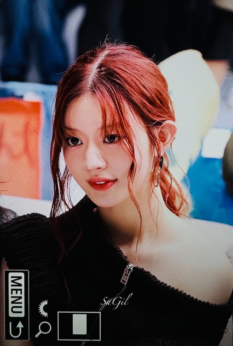 SaGil_0511's tweet photo. 240925 Paris Fashion Week 
Acne Studios Pre

#민주 #MINJU #아일릿 #ILLIT 
#ACNESTUDIOSxILLIT #AcneStudioSS25 https://t.co/CvY46WbMXF