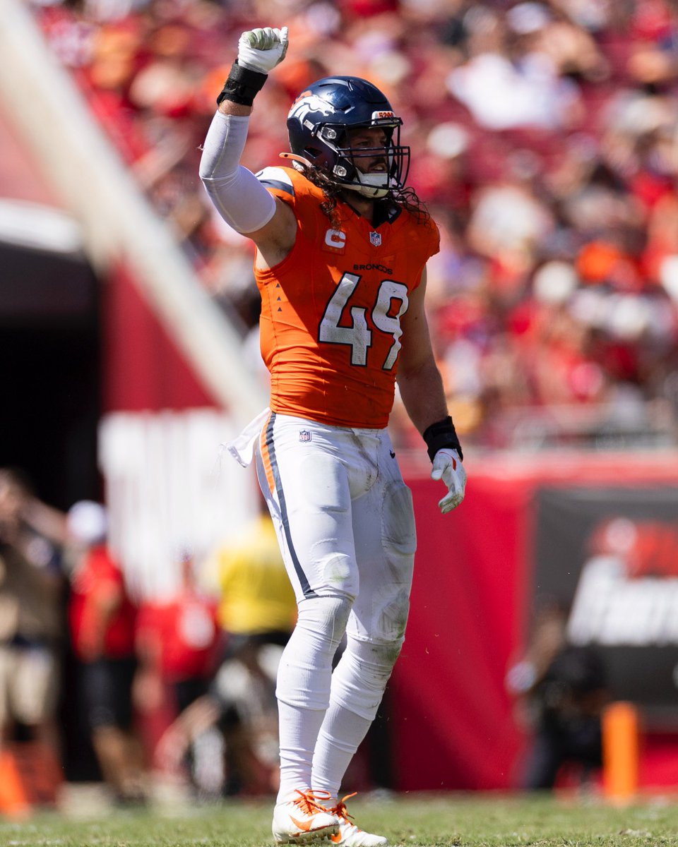 HC Sean Payton announced that ILB Alex Singleton tore his ACL and will miss the remainder of the season. 

Join us in wishing him a speedy recovery. 🙏