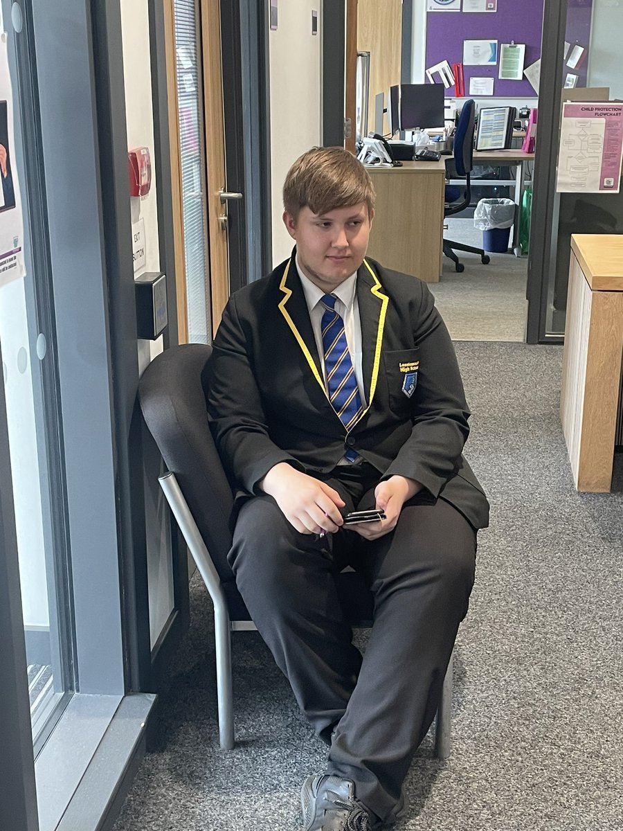 A massive thank you to our Prefects for helping out at our S2 Parents Evening tonight! Great to have so many parents joining this evening! @HTLossieHigh @LossieHigh