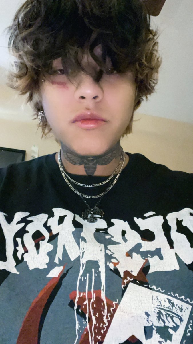 ISAIAHSHREDS666's tweet photo. 👻 https://t.co/qXMp5YPEsa