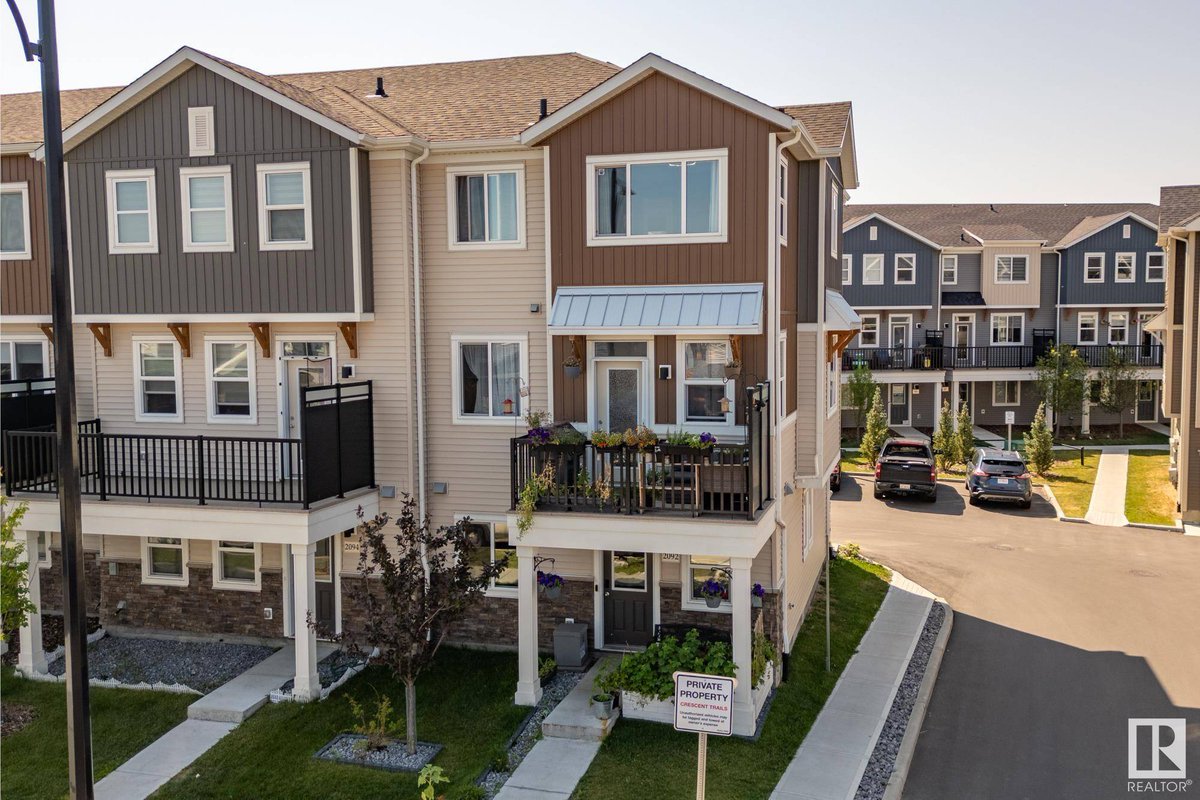 yegforme's tweet photo. 2092 WONNACOTT WY SW, Edmonton, AB T6X 2V7 just REDUCED PRICE TO $372,500
Take a look at this awesome space: https://t.co/3IOPl9ZQUu https://t.co/riSEHmhs1t