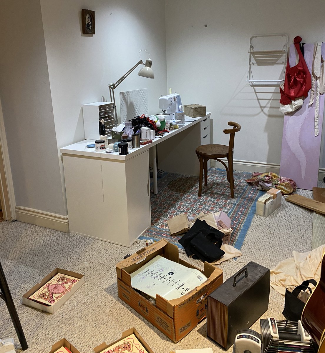 I got a new workspace!! Currently in the process of moving in 🥹