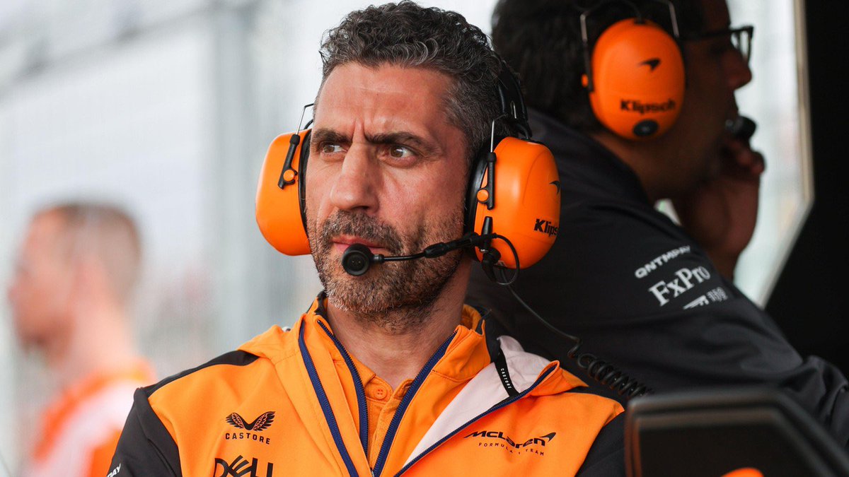 McLaren se queja de Red Bull por tener 2 equipos en F1.

Necesitaron sólo 18 años para darse cuenta que 'Toro Rosso' es 'Red Bull' en Italiano.