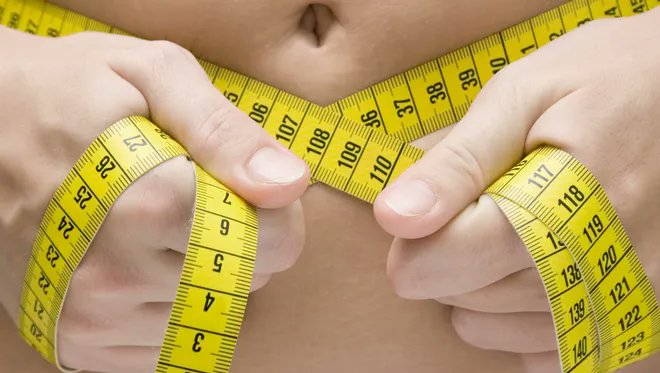 10_countries's tweet image. 7. Japan 🇯🇵
In Japan, you must maintain a healthy weight by law. Citizens have an annual waistline check to prevent obesity. Whaaat!🤣🤣 🧍‍♂️📏 #Japan #HealthLaws #StayFit