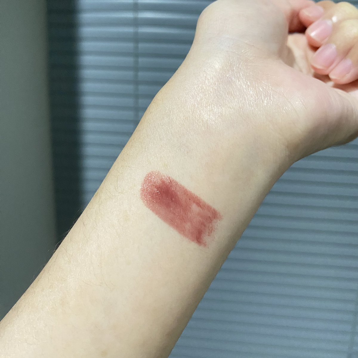 candicent's tweet photo. wts want to sell preloved

dear me beauty hypergloss lip balm (shade rene)

🎀 masih baru banget, cuman dipakai buat test aja
🎀 dijual krn salah shade
🎀 ori, beli di official shopee
🎀 bisa req shopee video free ongkir

https://t.co/g9dnWk5jfT https://t.co/zM8BLKrsqY