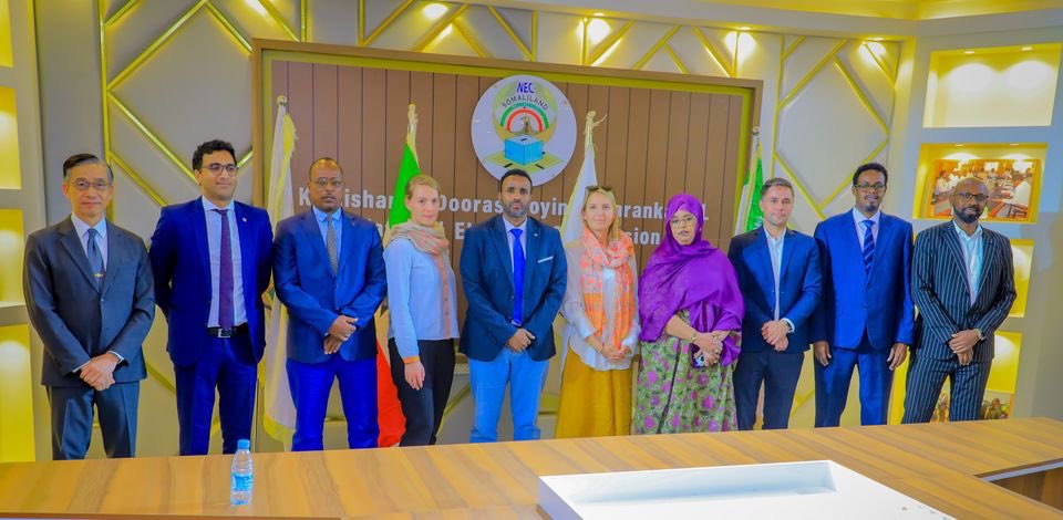 SLNECHQ's tweet photo. The #Somaliland NEC held a key meeting today with representatives from international community to discuss the progress of election preparations, which are now in their final stages. The NEC expressed special thanks to the UK, EU, and Taiwan for their financial support. https://t.co/a7euiiPORl