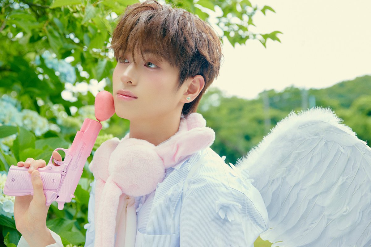 officialTheWind's tweet photo. 더윈드 (The Wind) 3rd Mini Album
'Hello : My First Love' ෆ

Concept Photo #2
LOVE Ver.

💘 2024.10.07 (MON) 6PM (KST)

#더윈드 #THEWIND #The_Wind
#Hello_MyFirstLove #반가워나의첫사랑
#장현준 #JANGHYOUNJOON https://t.co/WbrGGw9BjC