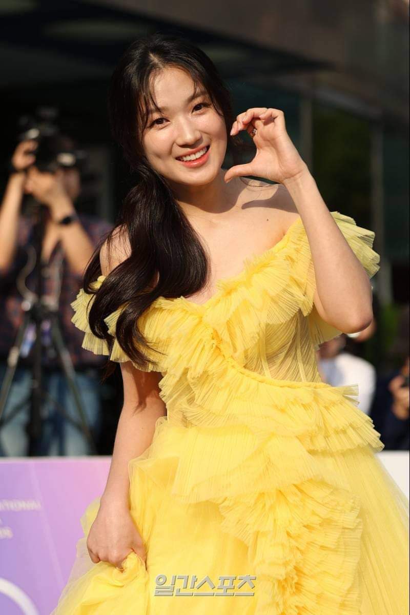 #LovelyRunner actresss Kim Hye Yoon at the Seoul International Drama Awards 2024. 🌟✨️💛
#KimHyeYoon