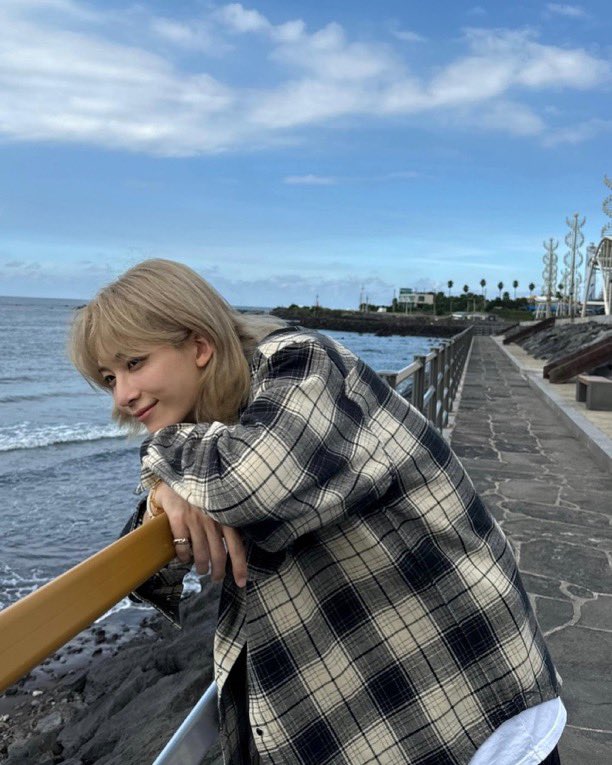 𝑿𝒖 tweet media