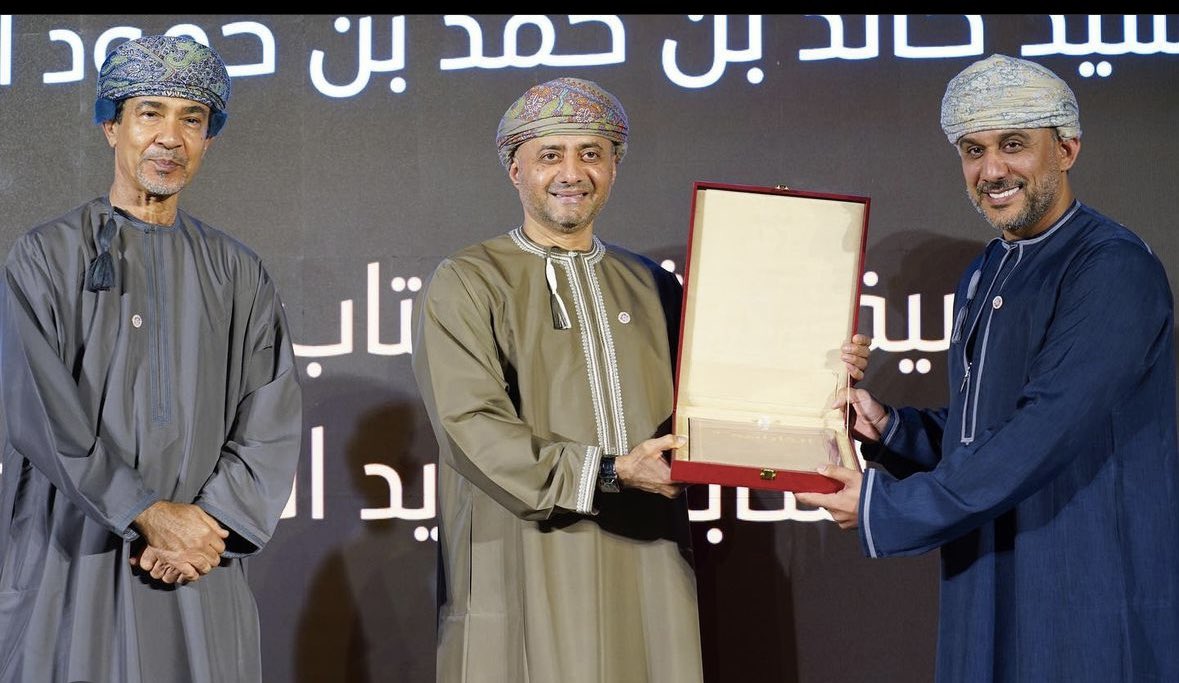كريمة بنت فريد (@bintfarid) on Twitter photo شكراً جزيلاً للإعلامي الأستاذ موسى الفرعي على اقتراحه المميز في مقاله "اليابان ولادة دائمه للعبقرية" بتكريم والدي فريد الشهيبي، مؤسس رياضة الكاراتيه في عُمان منذ عام 1977م. 🥋
نعم، نتمنى أن نرى تكريماً يليق به، و بانجازاته. الوالد الله يحفظه يعد مؤسساً و أبا للكاراتيه في سلطنة شكراً جزيلاً للإعلامي الأستاذ موسى الفرعي على اقتراحه المميز في مقاله "اليابان ولادة دائمه للعبقرية" بتكريم والدي فريد الشهيبي، مؤسس رياضة الكاراتيه في عُمان منذ عام 1977م. 🥋
نعم، نتمنى أن نرى تكريماً يليق به، و بانجازاته. الوالد الله يحفظه يعد مؤسساً و أبا للكاراتيه في سلطنة