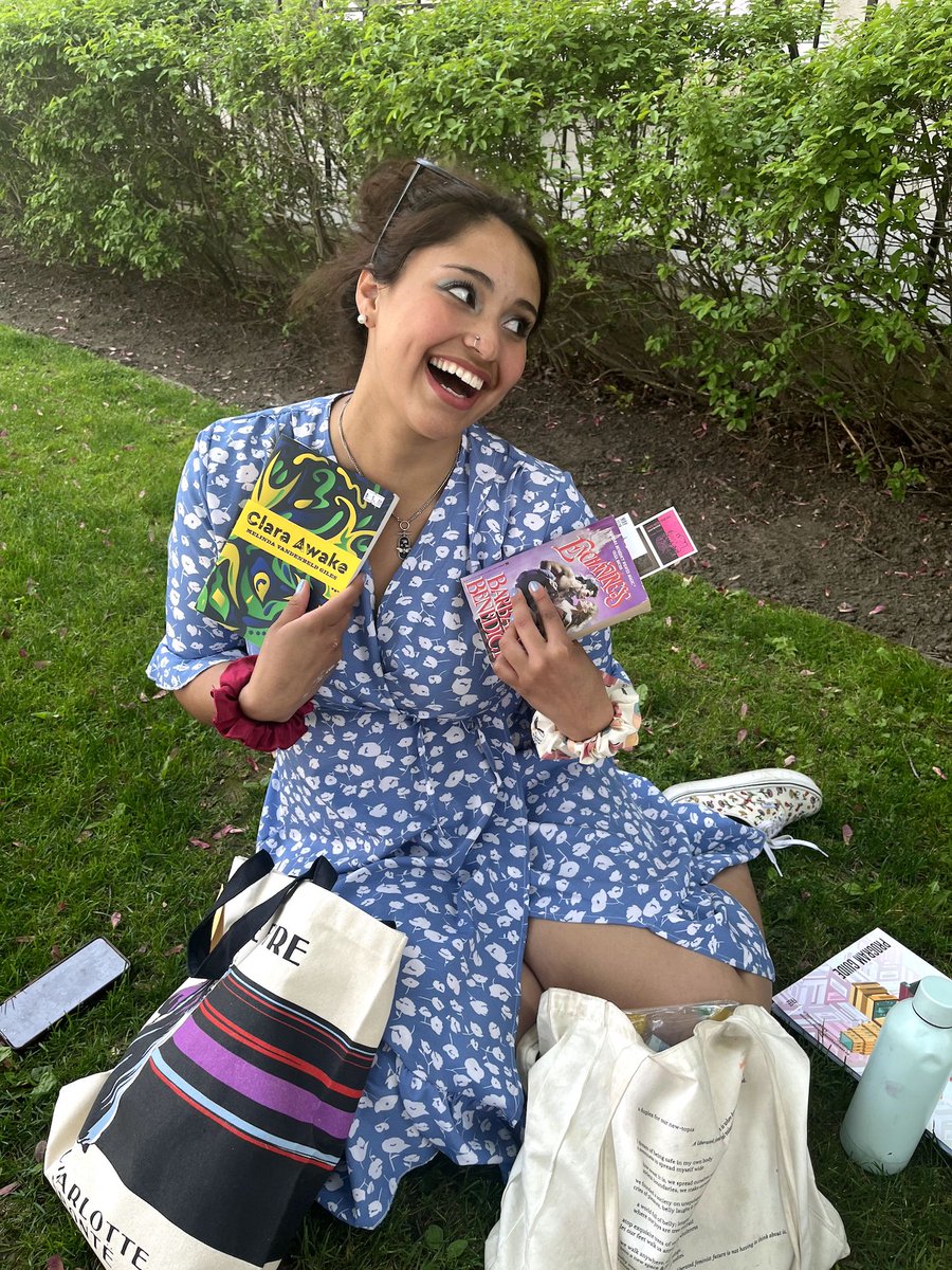 📚Enter our <a href="/torontoWOTS/">The Word On The Street</a> giveaway! To celebrate the free literary festivities at The Word on The Street this weekend, you could win a bundle of books from 6 incredible Canadian women authors attending the festival. shedoesthecity.com/free-literary-…