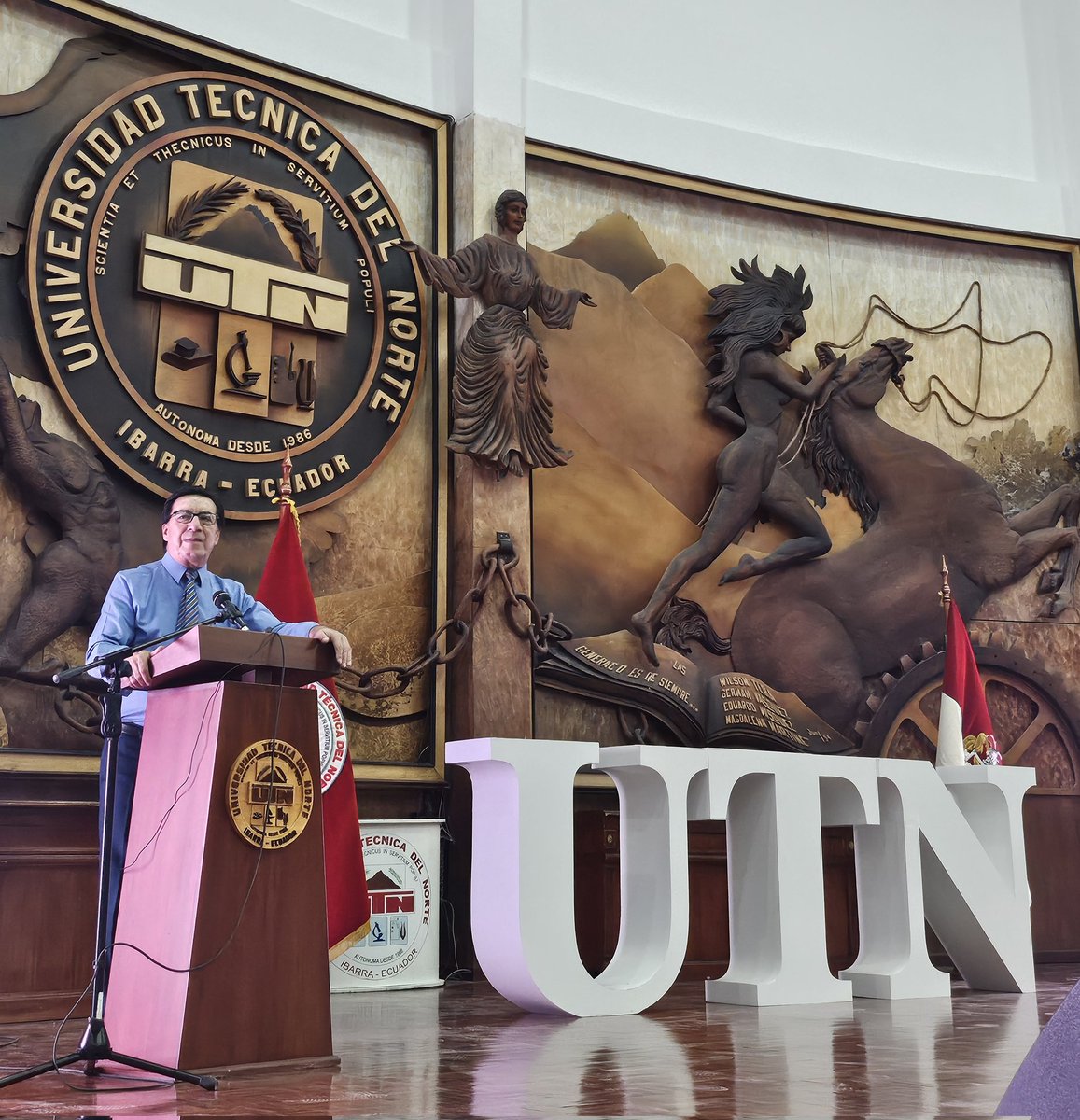 UTN_Ibarra's tweet photo. FACAE, FICA, FICAYA y Ciencias de la Salud. "Bienvenidos a las nuevas generaciones", ahora son parte de la institución académica más grande del norte del país. Les deseamos éxitos en esta etapa. La #UTN está comprometida con su formación técnica y humanista. https://t.co/D2NhNCCOkd