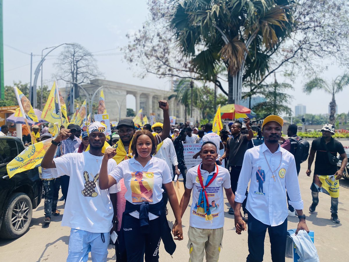 PatrickTshani's tweet photo. 🔴Cher Petite soeur #Béatrice_Yav #kalombo Avec ca vous croyez changé les indicateurs l'opposition n'existe pas 👌👌👌 https://t.co/PS46Fe1GSo