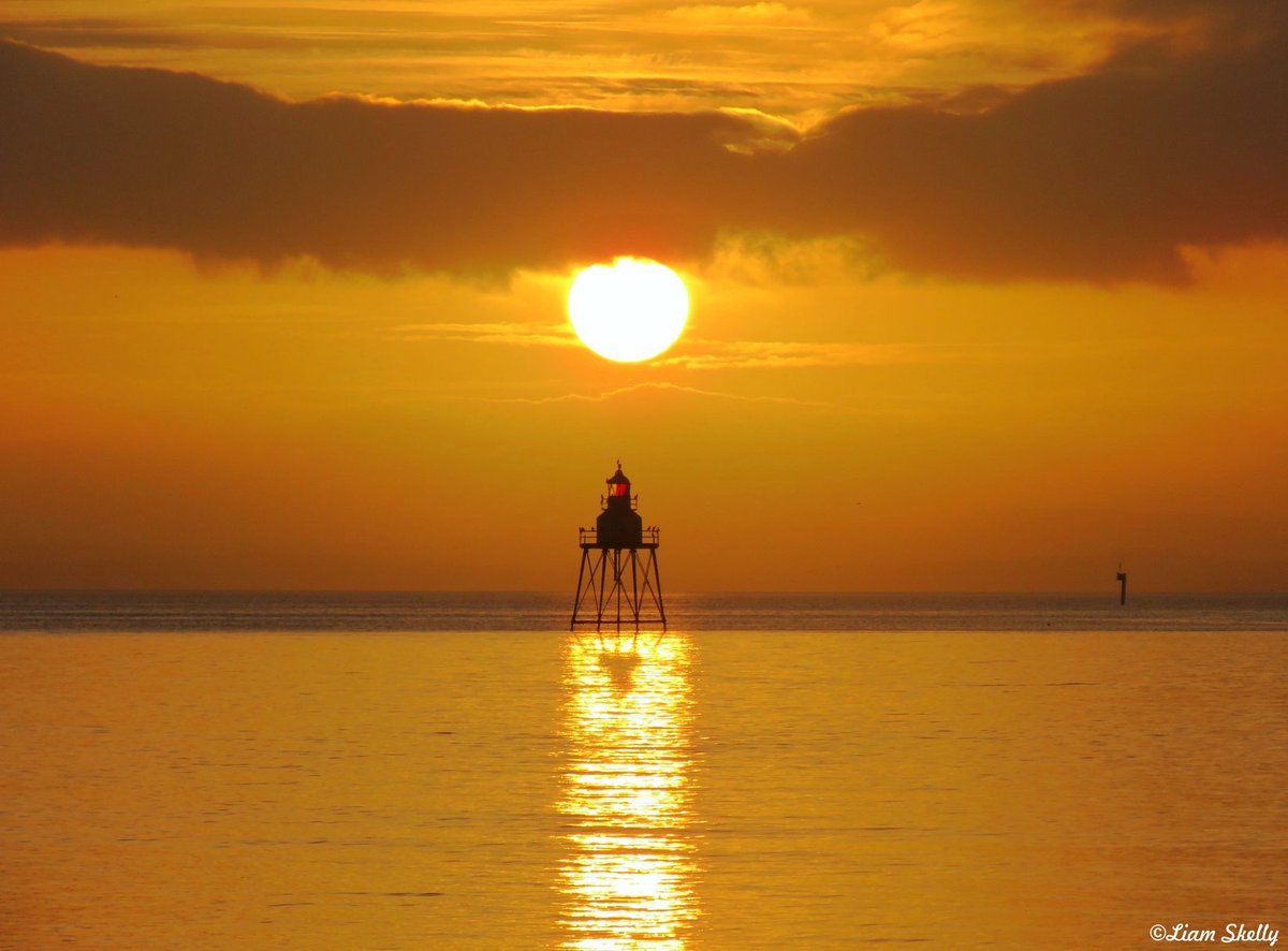 A few of my favourite images from the #MovilleShoreWalk in #Inishowen for #LoveDonegalDay There really is nowhere else like Donegal no matter what the weather it is beautiful <a href="/wildatlanticway/">Wild Atlantic Way</a> <a href="/MMaryMcKenna/">Mary McKenna</a> <a href="/bbcniweather/">BBC NI Weather</a> <a href="/DonegalDaily/">Donegal Daily</a> <a href="/donegalcouncil/">Donegal County Council</a> <a href="/Visit_Inishowen/">Go Visit Inishowen, Donegal</a>