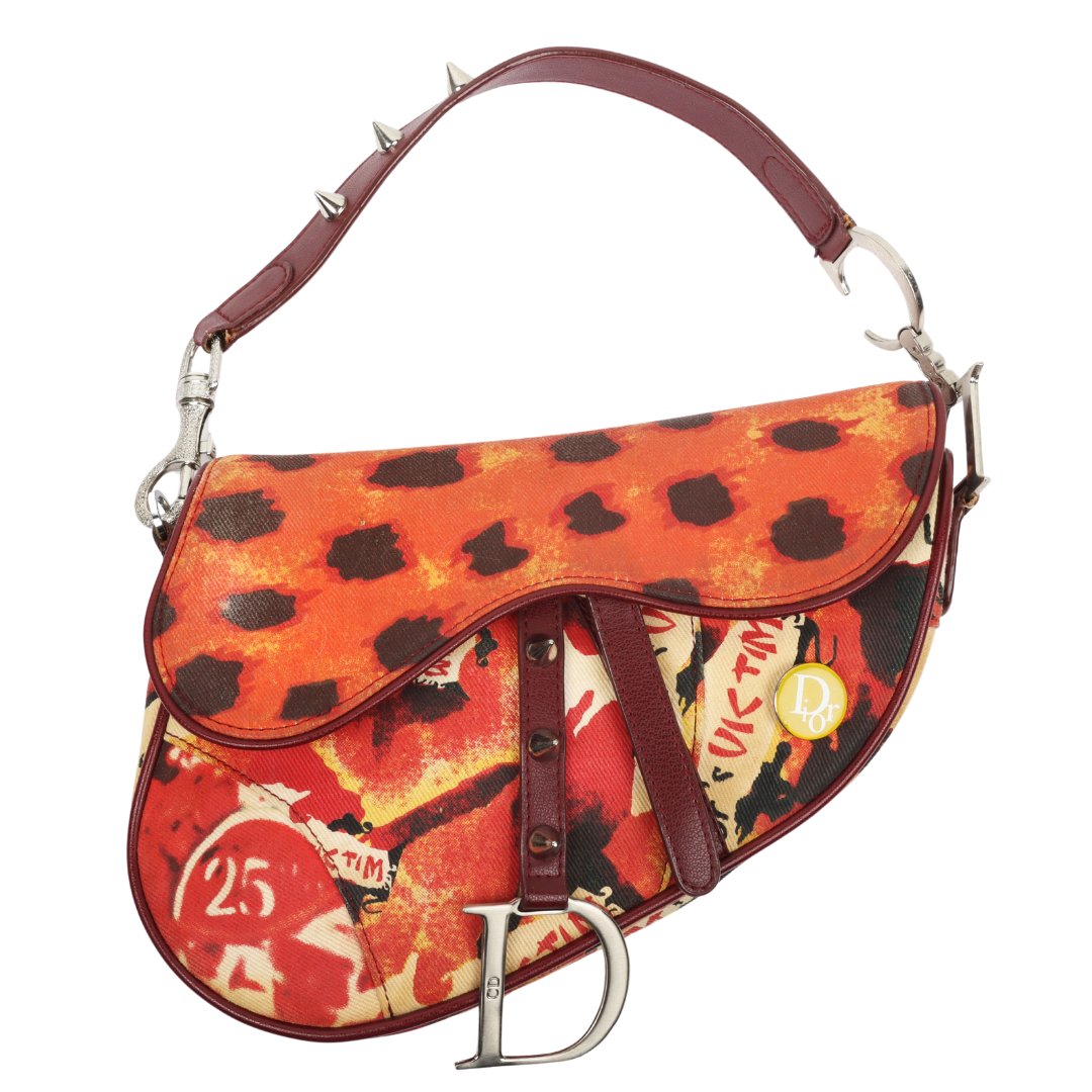 Make a statement with the signature saddle #Dior bag! 🐆 This 2003 'Victim' Limited Edition saddle shoulder handbag is Lot 18 in our Vintage Fashion &amp; Luxury Goods timed auction... this sale ends on Sunday 29th September 2024! #Y2K  timed.candtauctions.co.uk/auctions/9041/…