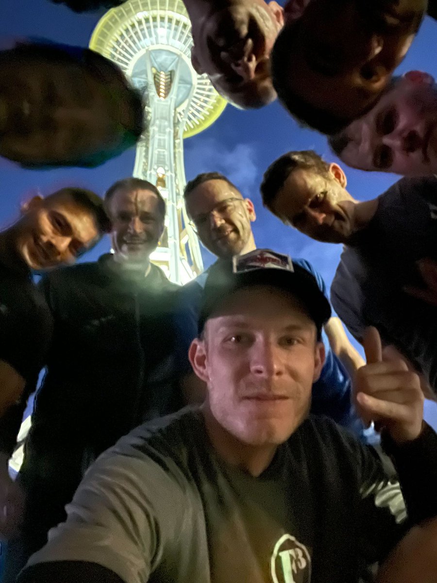 JoshuaTufts's tweet photo. ✔️ Sub 8 #Base2Space Practice Climb
✔️ 45 Min #F3 Workout
✔️ Slow AF 2mi Run #1742 #NoSkips

What did you do between 5 &amp; 7:30AM?

#rundawgs @DeepSeaZ @TheDawgPen @tdawgshouse @Ansel_Easton @JoshuaTufts @terrydell @03dawg @nolecore @HoodHusky @McGrubbin @redmond_BDTW https://t.co/fuB2Pf6wOZ