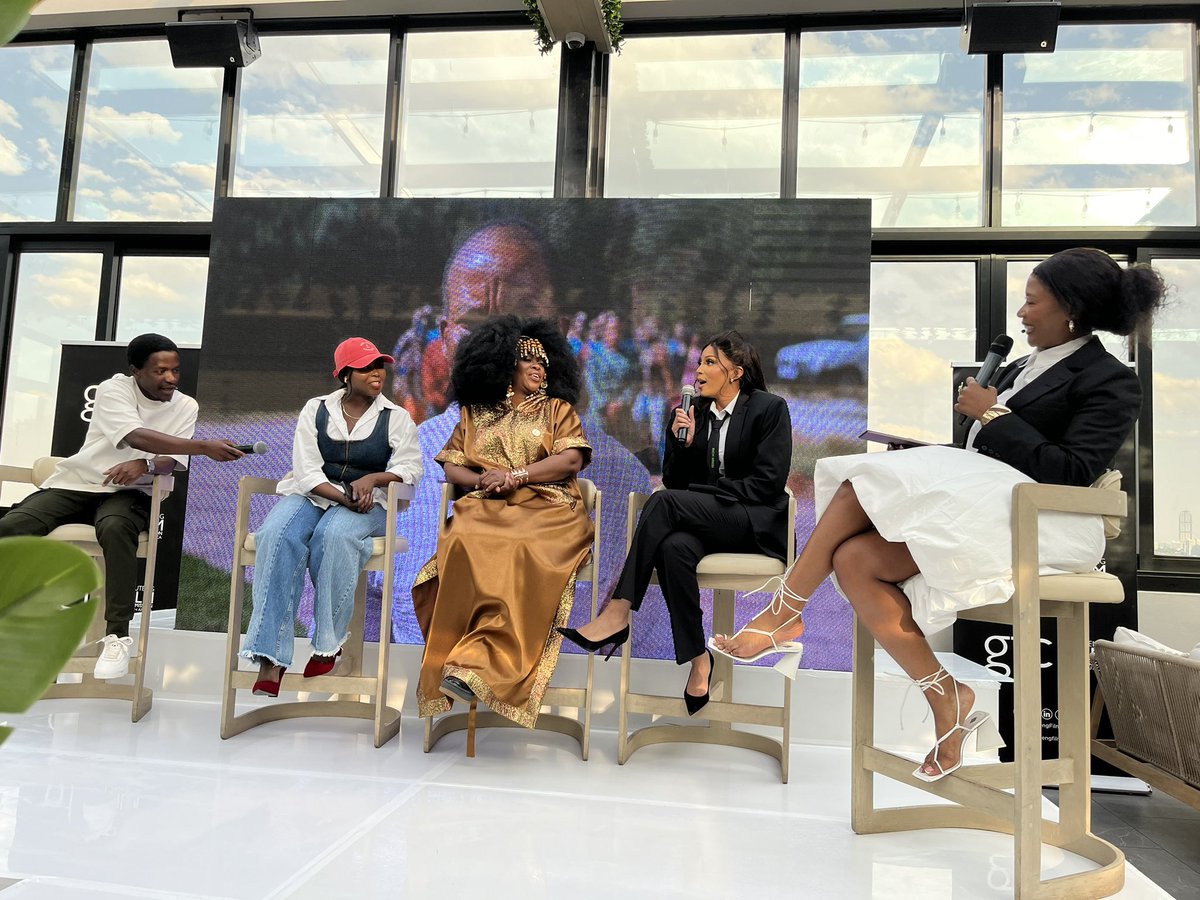 TvblogbyMLU's tweet photo. Monde Twala, SVP &amp; GM of Paramount Africa , welcomes guests to the #BETShowcase in Bryanston. https://t.co/BgeP2NFfOG