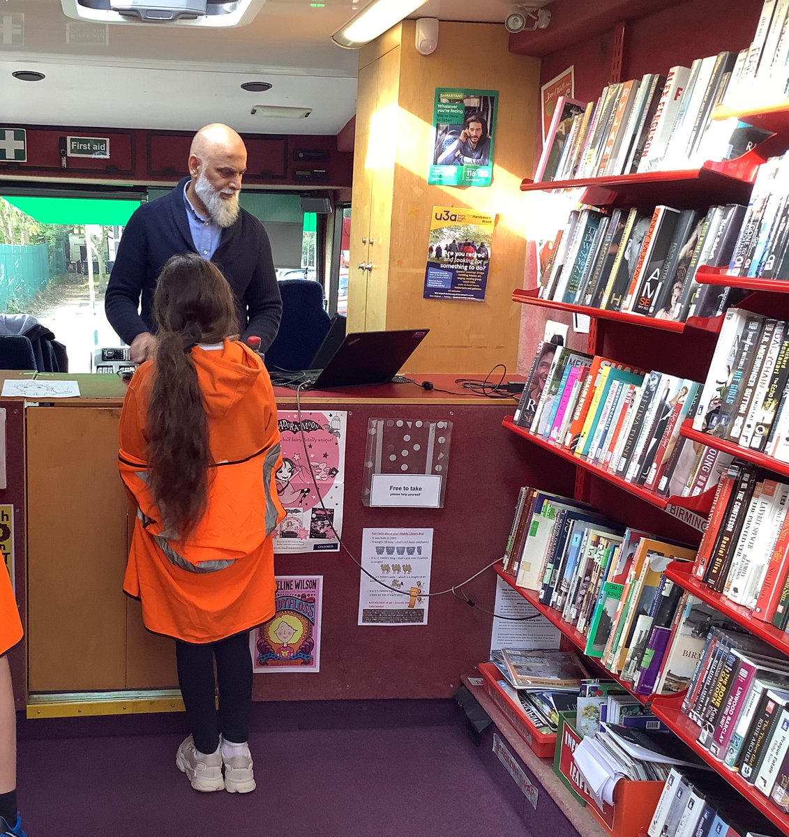 westheathprim's tweet photo. #WHPSClass9 went to the mobile library to pick some books to read for pleasure. The children loved looking at the variety of books and being able to check one out for a week! #WHPSReading https://t.co/sdvzWbzILU