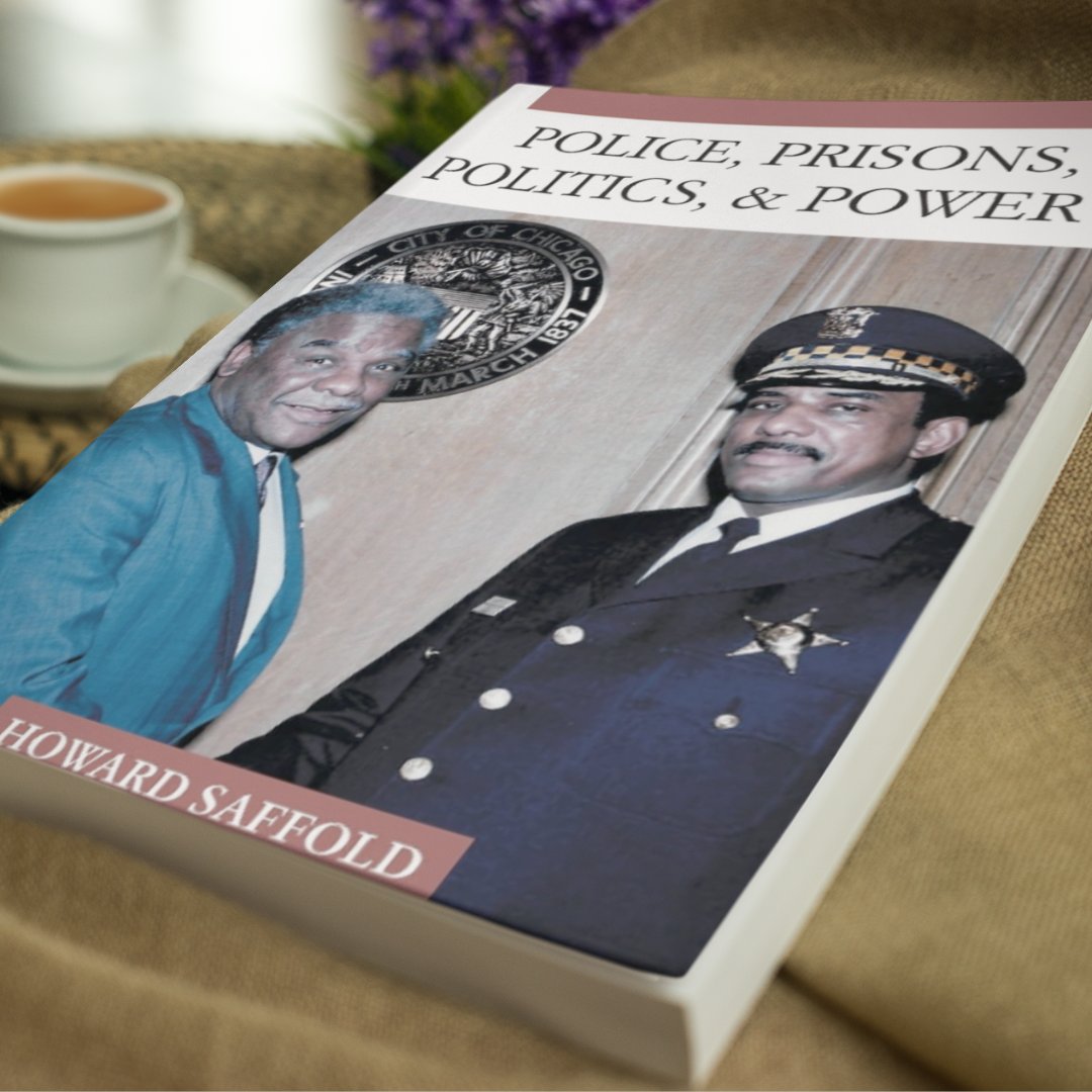 URLinkPM's tweet image. This gripping memoir takes you inside the challenges faced by Black officers in Chicago, highlighting the fight for accountability and equality. 
#BlackHistory #PoliceReform #PowerfulRead
amzn.to/49HSqkG