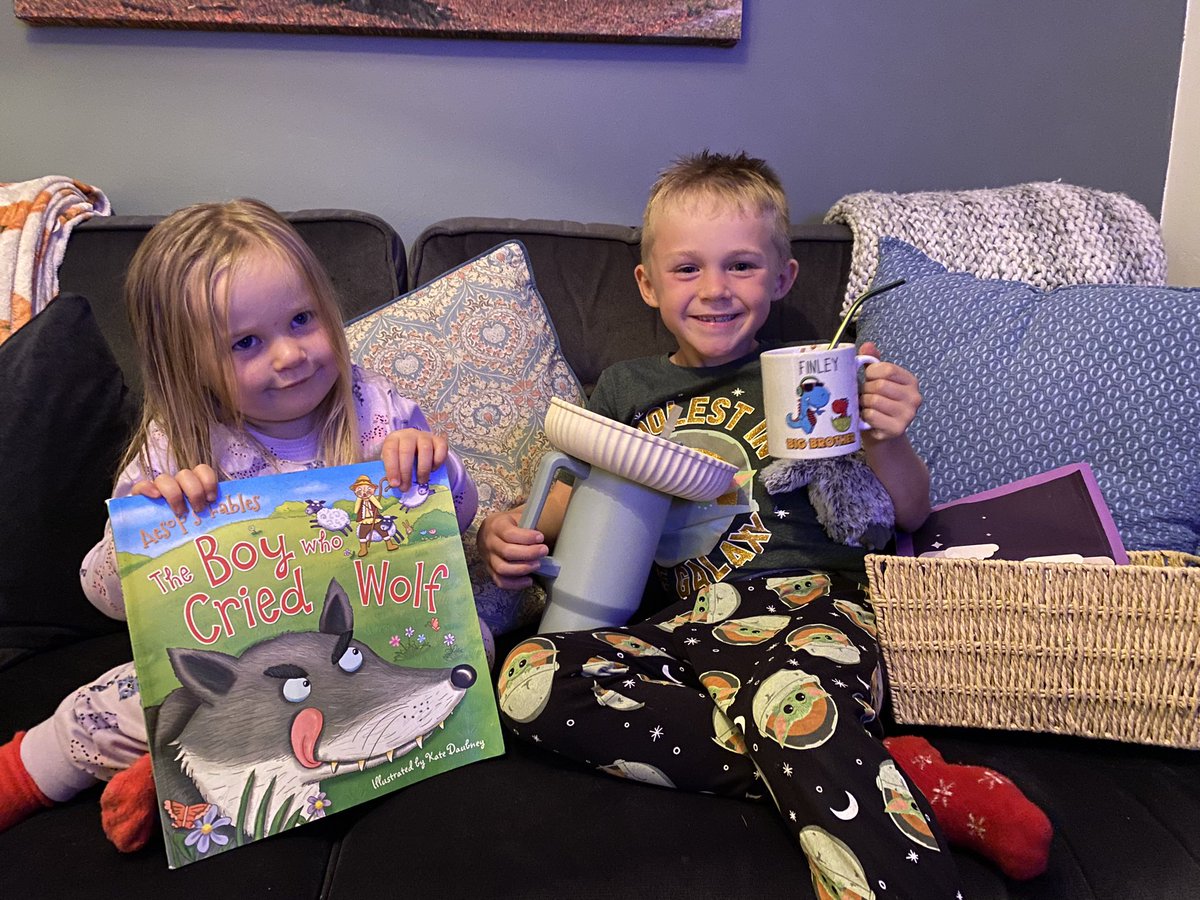 Natasha Jones (@natashaljones12) on Twitter photo Thank you Miss Warren for the bedtime box Finley and his sister really enjoyed the book and the hot chocolate 🤩😊 <a href="/HolyCrossRC/">🧡Holy Cross Catholic Primary🧡</a> Thank you Miss Warren for the bedtime box Finley and his sister really enjoyed the book and the hot chocolate 🤩😊 <a href="/HolyCrossRC/">🧡Holy Cross Catholic Primary🧡</a>