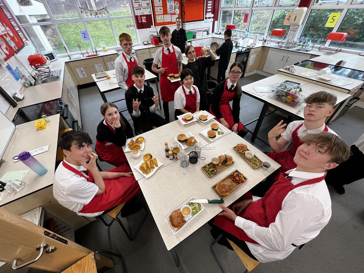 I’ve had a fantastic time today, being welcomed in by our <a href="/TytheringtonSch/">Tytherington School</a> Year 11 Food BTEC class and then being able to sample burgers and party food that they’ve made to practice their skills. It was delicious!