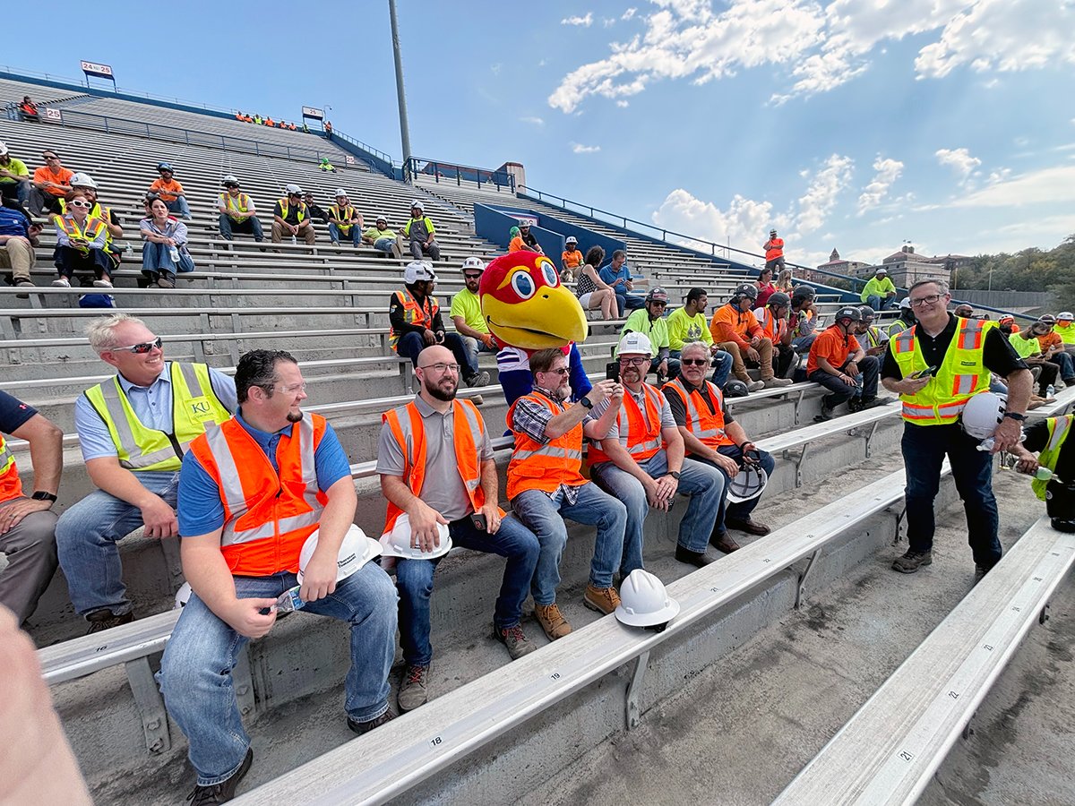 ttinc's tweet image. Phase 1 of the reno of @UnivOfKansas David Booth Kansas Memorial Stadium topped out last week. @ttinc&apos;s #ConstructionEngineering team, which provided connection design &amp;amp; Tekla modeling to @turner_talk &amp;amp; erection engineering to Doherty Steel, was on hand for the festivities.