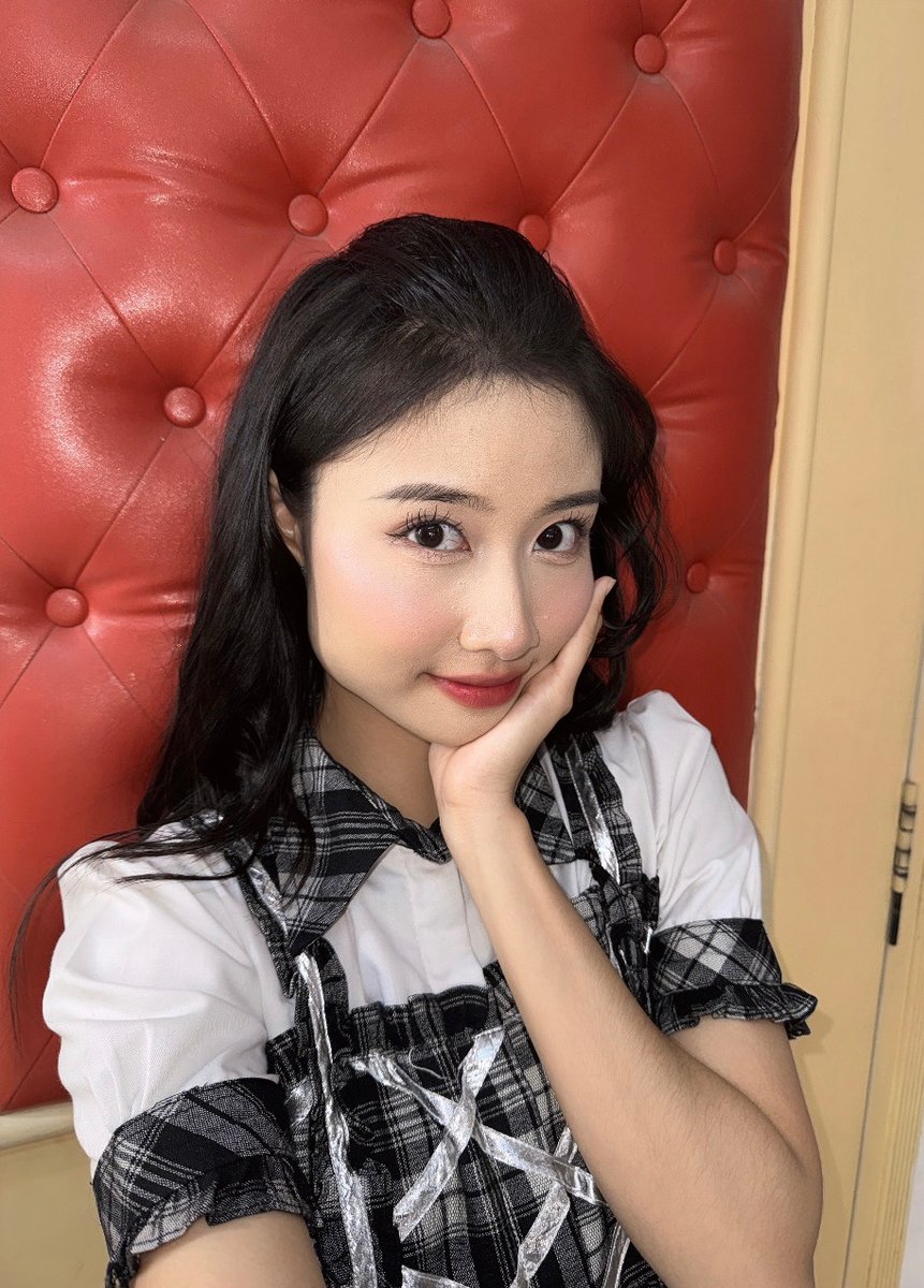 A_MutheJKT48's tweet photo. ehehehheehheheehhehee ga pake poniii 👀✨ https://t.co/PcPQD3Ikfd