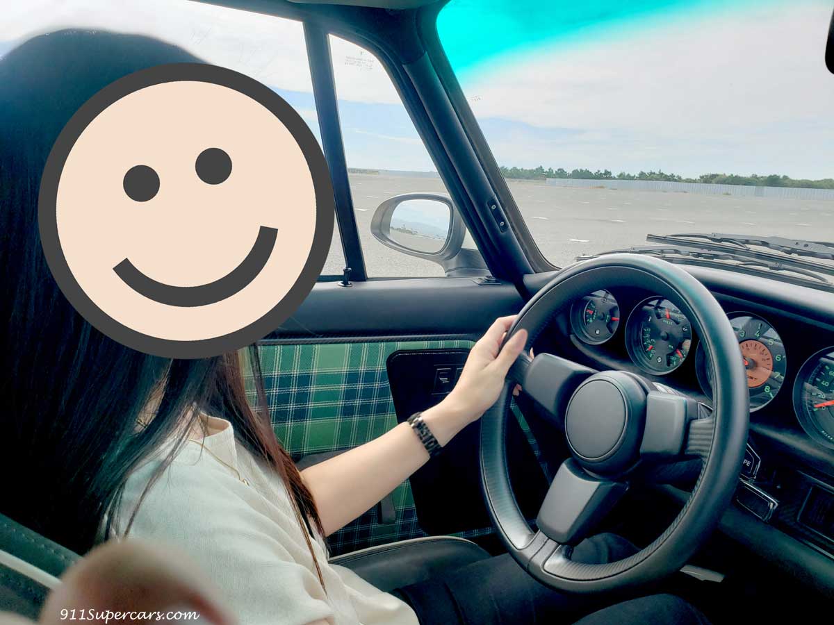 911supercars's tweet photo. 物凄い奇跡✨が起きまして…まだ1度も空冷ポルシェでさえ運転したこともない私が、いきなりSinger Vehicle DesignがReimagineされたポルシェであるTurbo Studyの運転をさせて頂いちゃいました😳人生何が起きるかわかりません😆💕 #singervehicledesign #ポルシェ
https://t.co/IfSP1icE5a https://t.co/RAQ6REmHwf