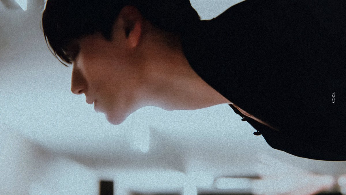 Code99710's tweet image. SAN in Dolce&amp;amp;Gabbana S/S 2025

#산 #SAN #에이티즈 #ATEEZ