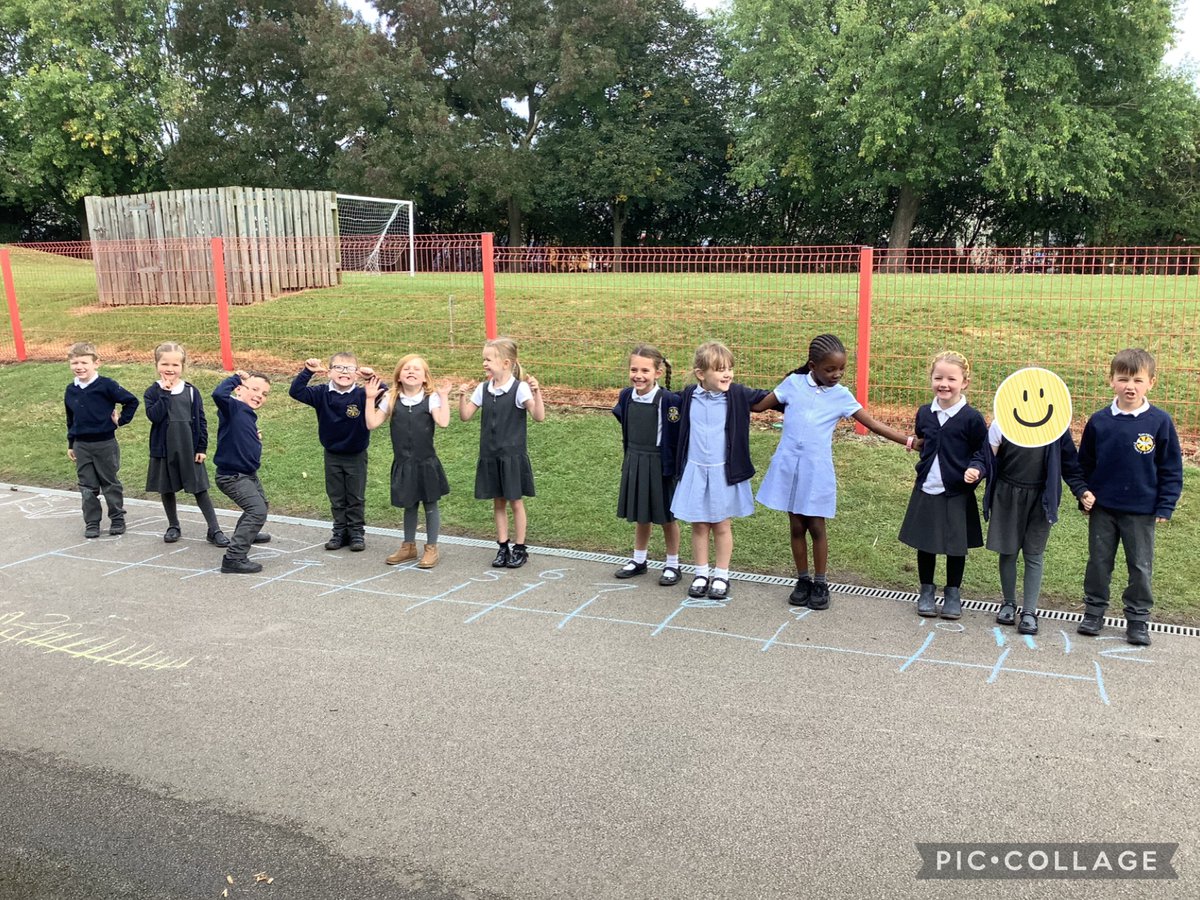 IPMATTowngate's tweet photo. This morning we have worked incredibly hard in our maths lesson to use a number line to 10. We took our learning outside and drew our very own number lines so that we could practice counting on. We even made one as a team to create a human number line!☺️#Year12TPA #MathsTPA https://t.co/G3lqWPW6y0