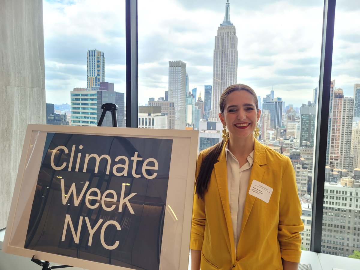 Abrazando nuestro compromiso con acelerar la #acciónclimática en LAC, seguimos navegando entre paneles y actividades de la #ClimateWeekNYC para mantenernos al día con tendencias y conocimientos que están marcando la pauta en #cambioclimático a nivel global.