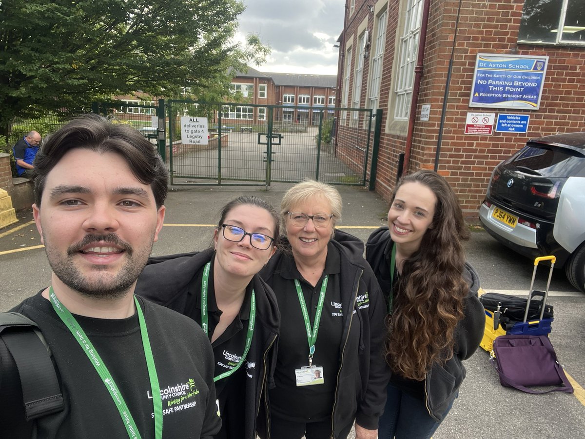 The Healthy Boys (@healthy_b0ys) on Twitter photo 3 stay safe days so far this week, just 1 more to go! 🗓️
We had the pleasure of visiting Year 10 pupils <a href="/DeAstonSchool/">De Aston School</a> today! 🏫
Some informed discussions and debates from the team:
<a href="/LincsPoliceEdu/">Lincolnshire Police Education</a>
<a href="/StaySafePartner/">Stay Safe Partnership</a>
Lincs Horizon
<a href="/LincsFireRescue/">Lincolnshire Fire and Rescue</a>
#preventioninpartnership 3 stay safe days so far this week, just 1 more to go! 🗓️
We had the pleasure of visiting Year 10 pupils <a href="/DeAstonSchool/">De Aston School</a> today! 🏫
Some informed discussions and debates from the team:
<a href="/LincsPoliceEdu/">Lincolnshire Police Education</a>
<a href="/StaySafePartner/">Stay Safe Partnership</a>
Lincs Horizon
<a href="/LincsFireRescue/">Lincolnshire Fire and Rescue</a>
#preventioninpartnership