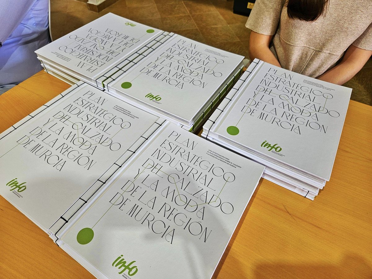 📋 Murcia presenta su Plan Estratégico del #Calzado

➡️ Este plan, que se desarrollará hasta el 2028, cuenta con un presupuesto de 5 millones de euros, provenientes de inversiones tanto públicas como privadas.

Más información en 👉 revistadelcalzado.com/murcia-present…