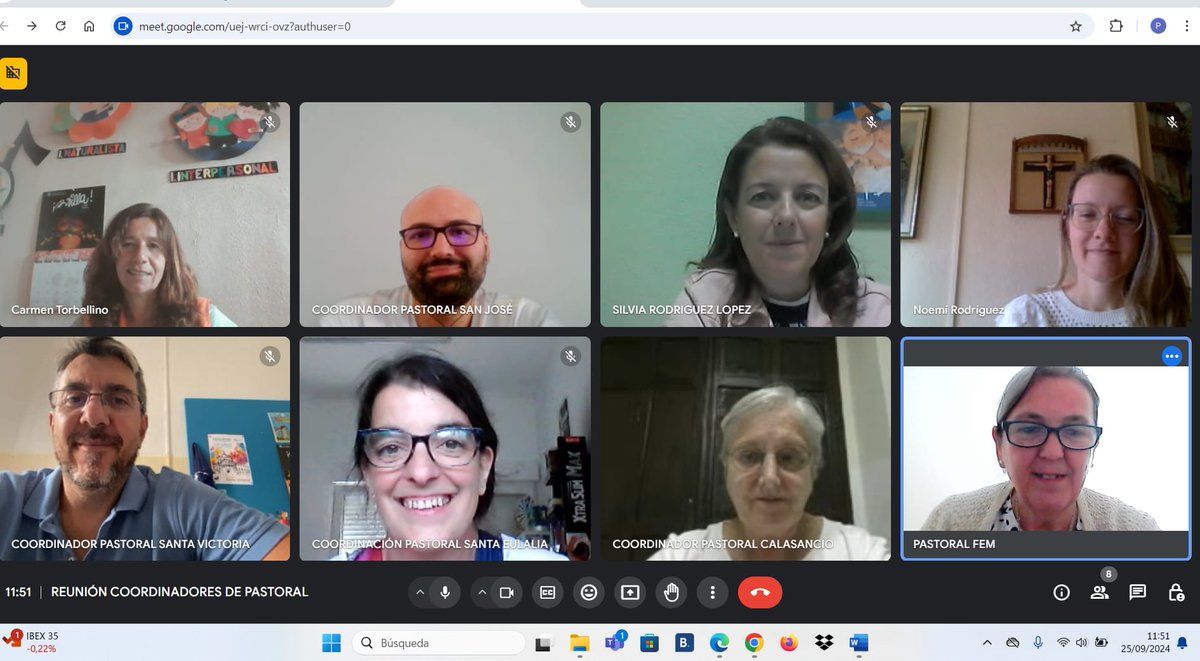 fundesmontal's tweet photo. Los coordinadores de Pastoral de la Fundación Escolapias Montal han mantenido un rico encuentro online para programar el curso escolar, con el deseo de llevar un rayito de luz a nuestros centros. Gracias por vuestro trabajo. @hmrescolapias  @provpaulamontal https://t.co/9I3KzWFqtq